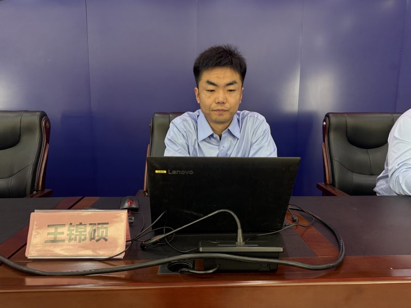 王.jpg